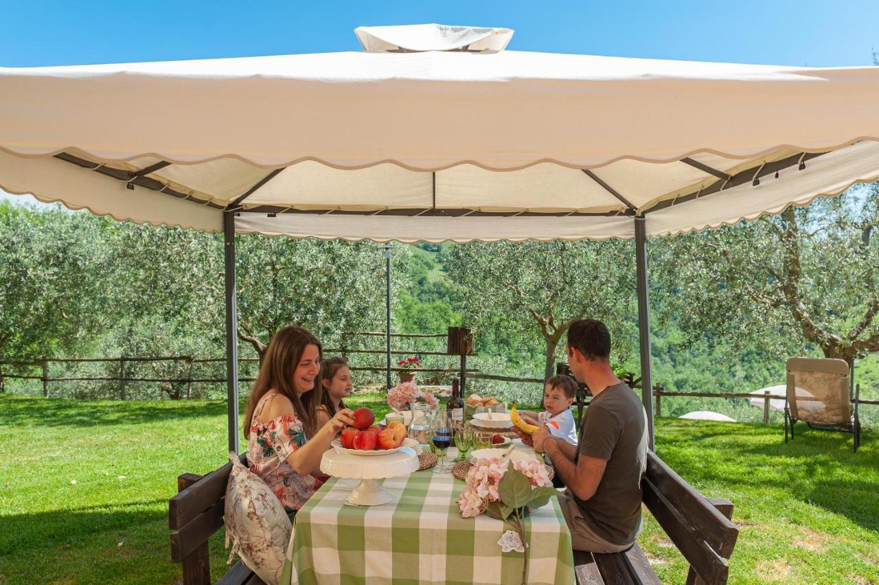 Agriturismo Le Dolci Colline Valfabbrica Δωμάτιο φωτογραφία